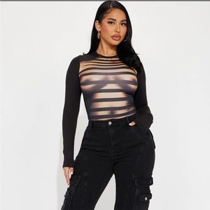 Small long sleeve fashion nova crop top never worn